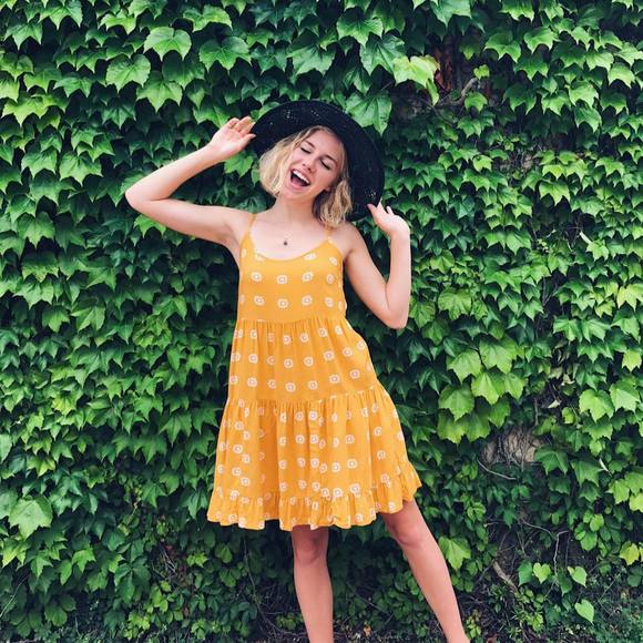 Meet your Posher, Tatum - Picture 1 of 1